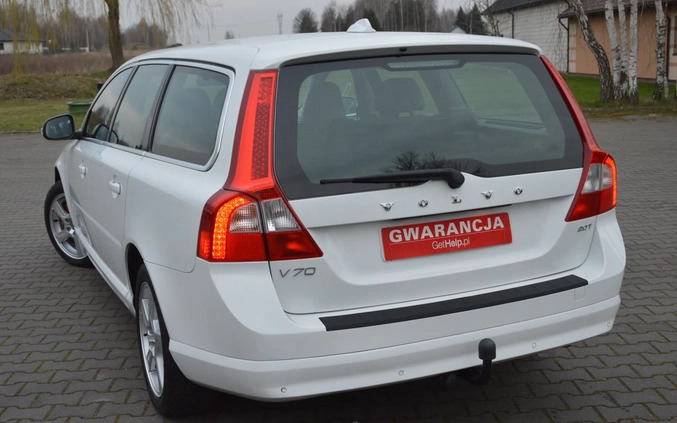 Volvo V70 cena 29500 przebieg: 350000, rok produkcji 2010 z Małogoszcz małe 704
